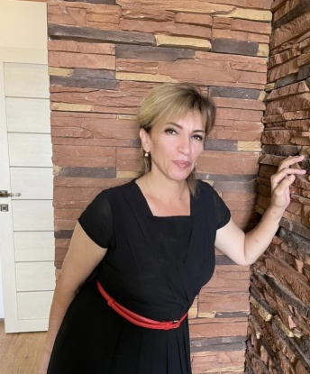 Евгения, 45 лет, 3 размер груди